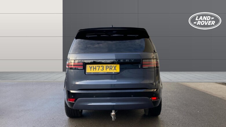 Land Rover Discovery 3.0 D300 Dynamic SE 5dr Auto Diesel Station Wagon